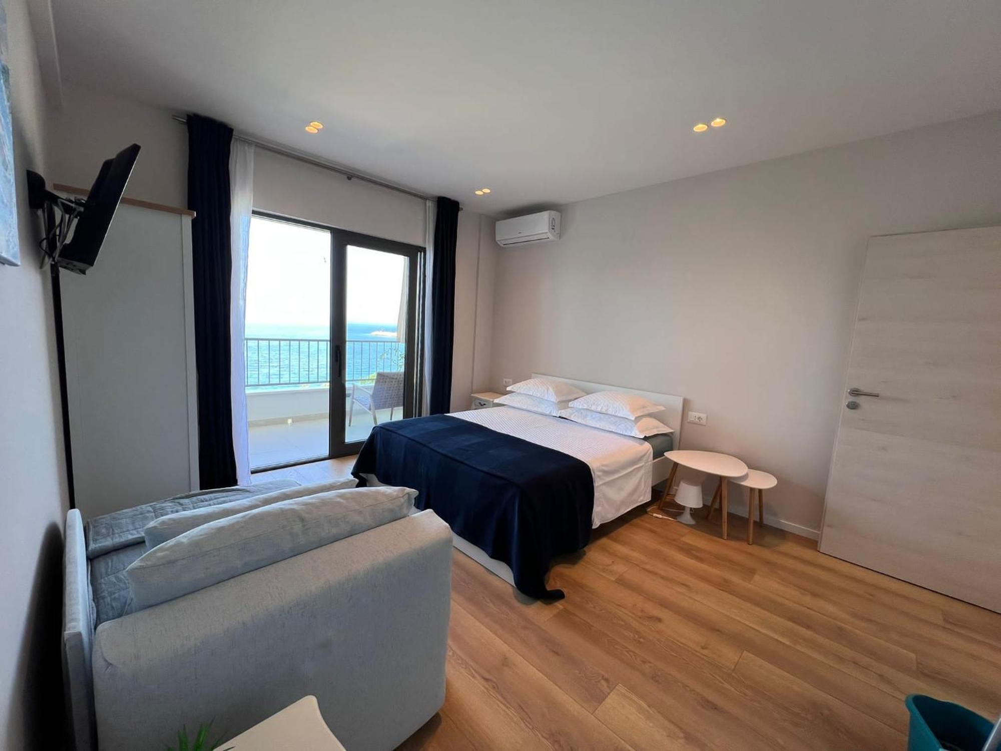 Beachfront Comfort Apartments Sinajko Podgora Extérieur photo